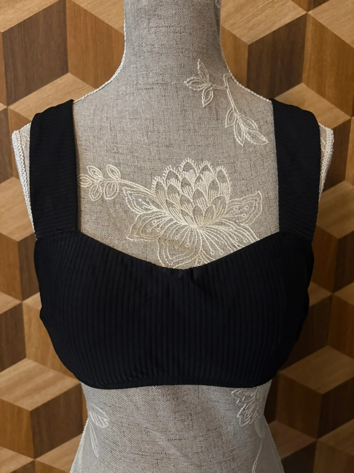 Brassière noire avec fermeture
